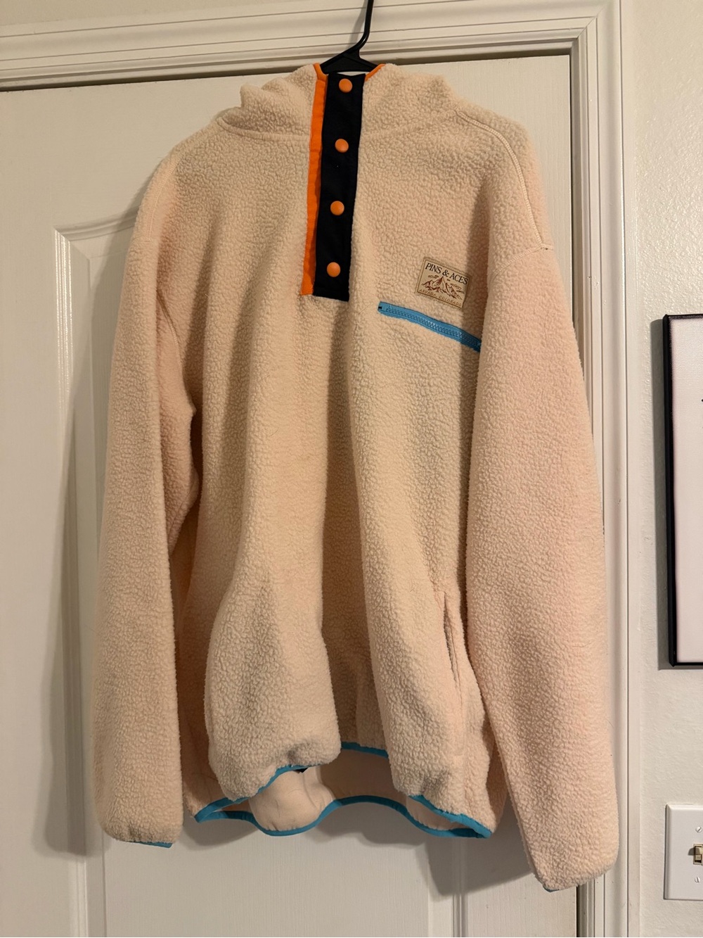 Men's Pins and Aces Cream Sherpa Pullover with Blue Trim
